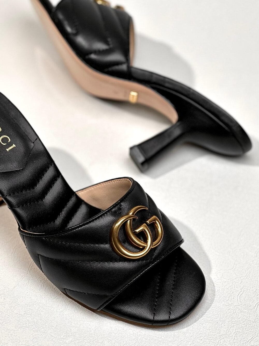 Gucci Double G Leather Sandals