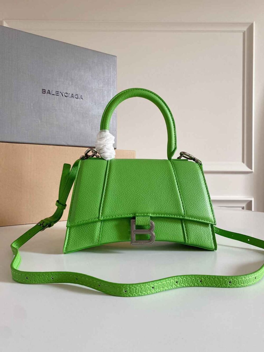balenciaga hourglass bag