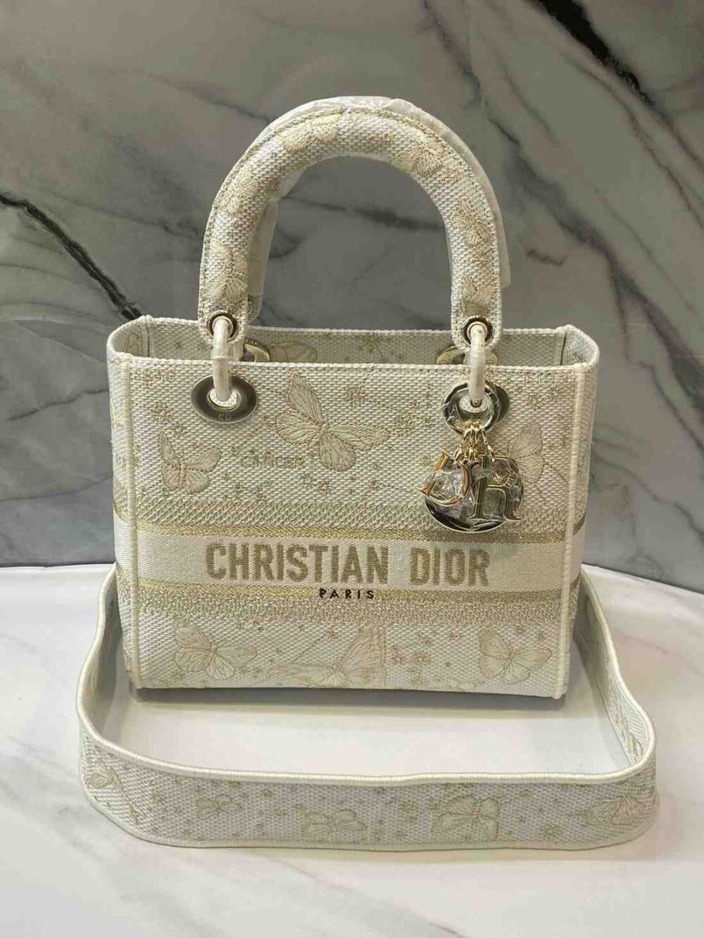 christian dior lady d-lite bag