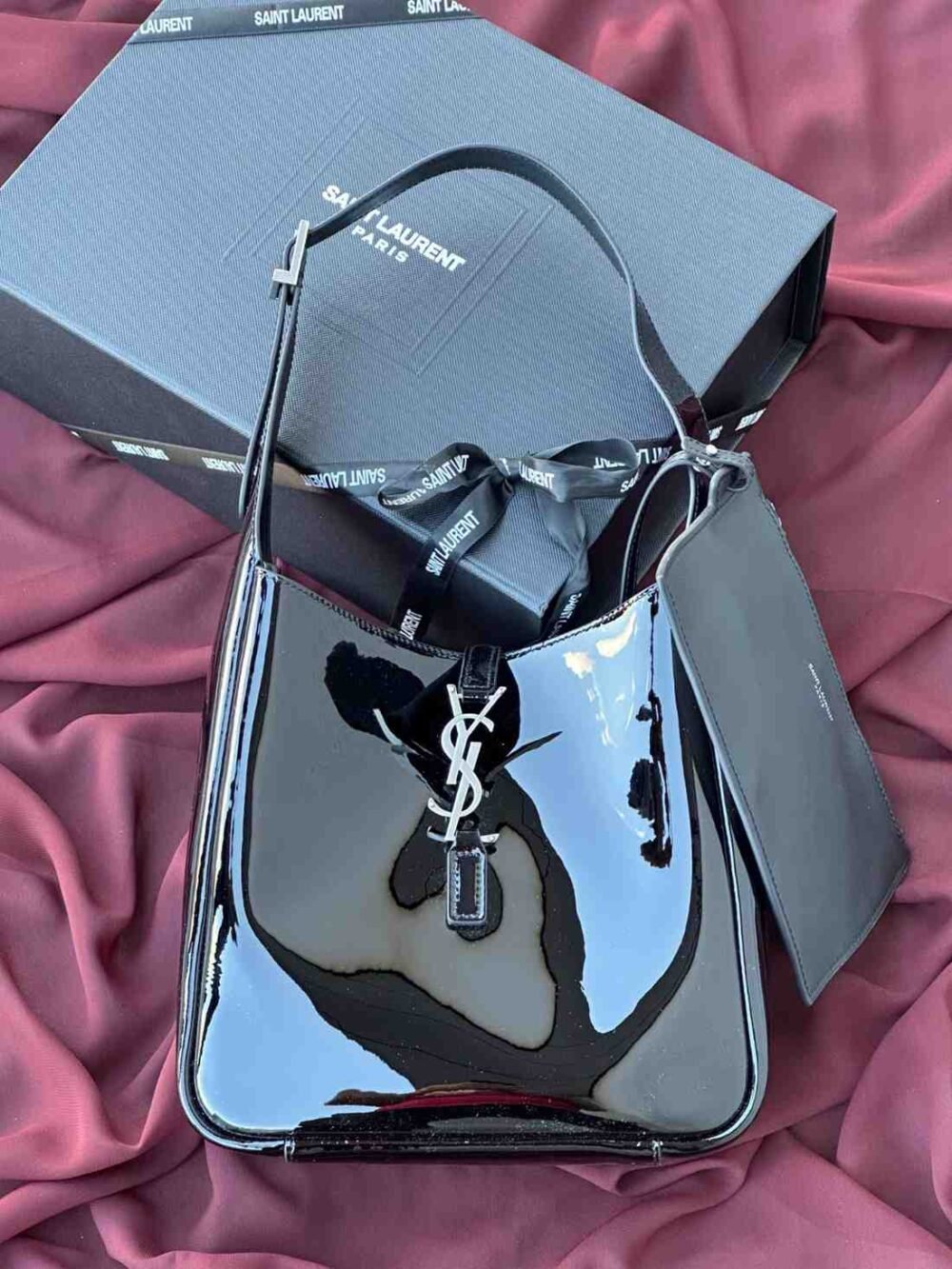 Ysl Small Le 5 A 7 Supple Shoulder Bag