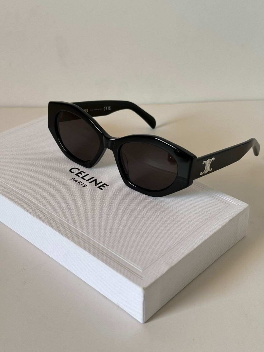 CELINE CL40238U