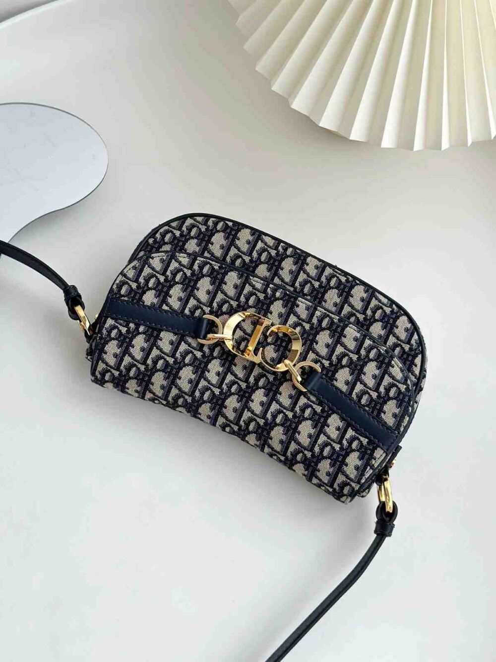 dior besace