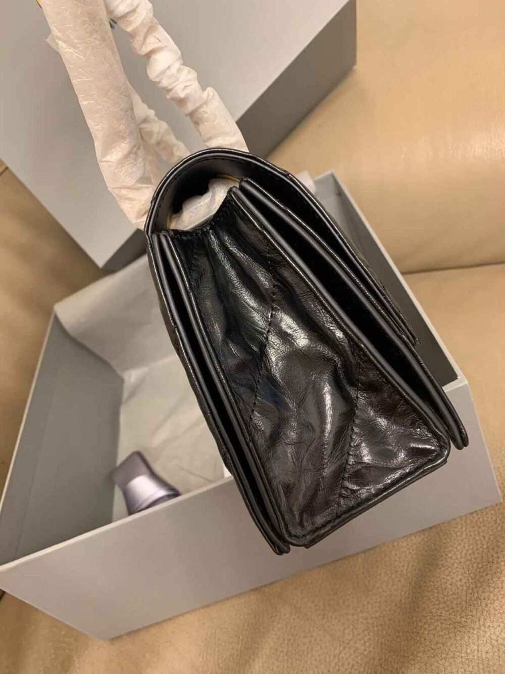 Ladies balenciaga chain bag