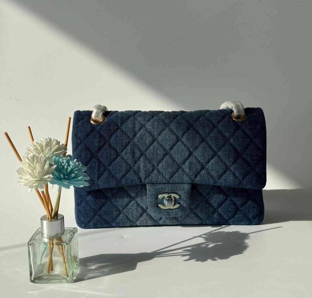 chanel medium tweed bag