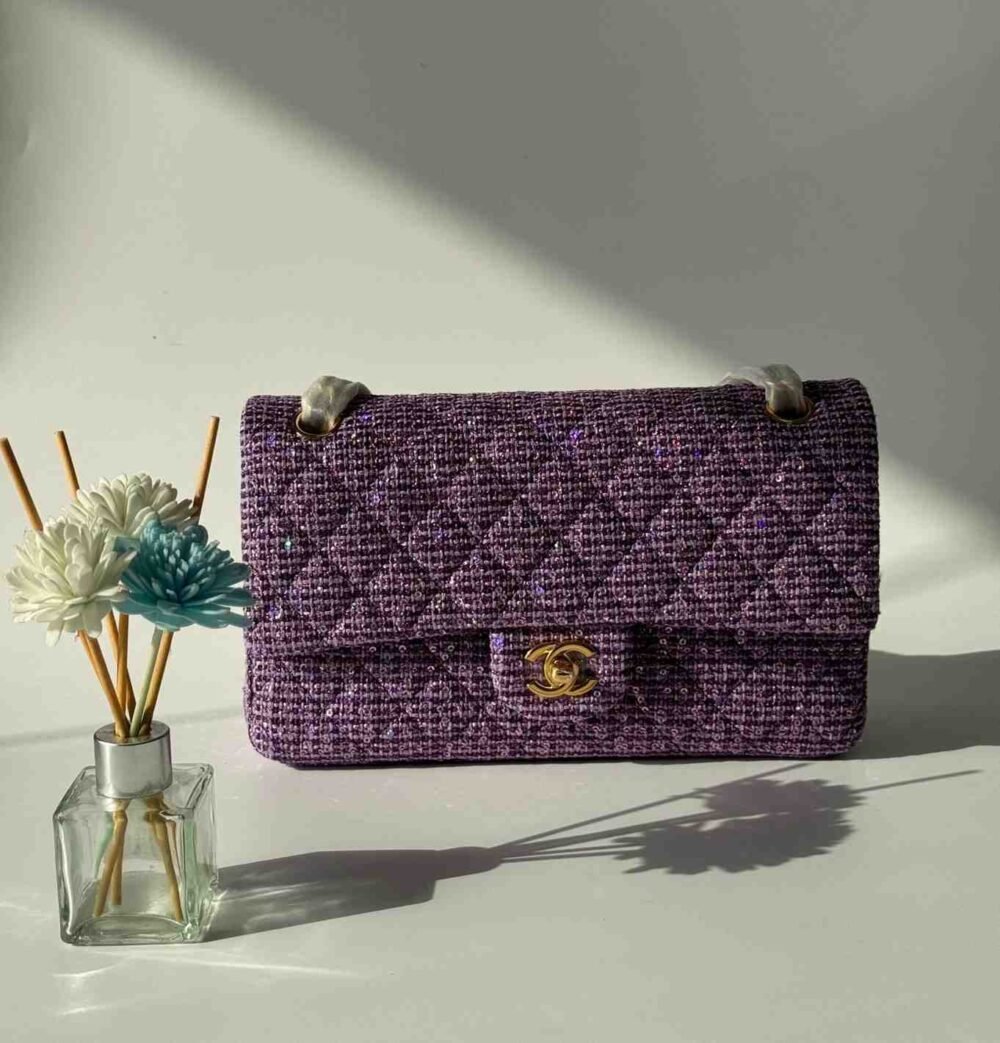 chanel medium tweed bag