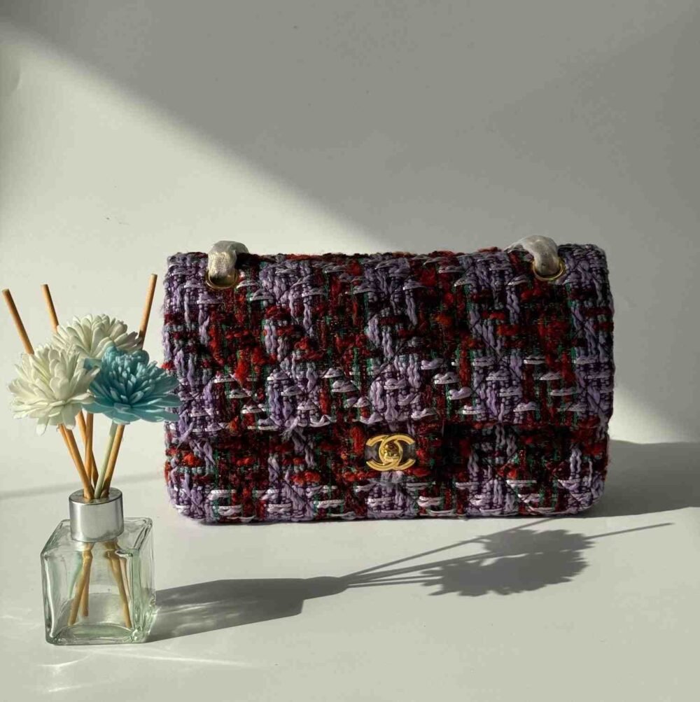 chanel medium tweed bag