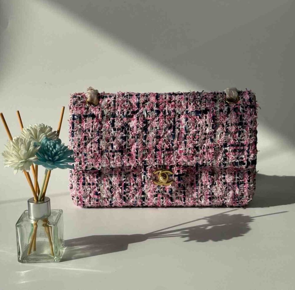 chanel medium tweed bag