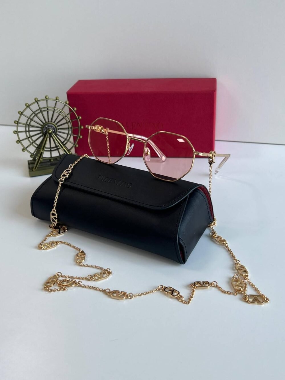 valentino sunglasses with chain