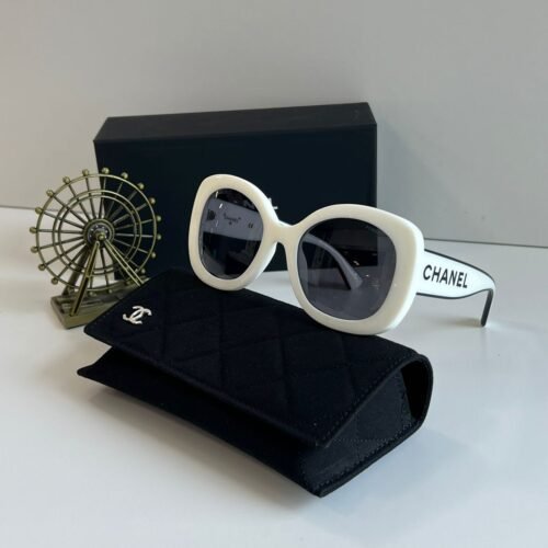Round Sunglasses 