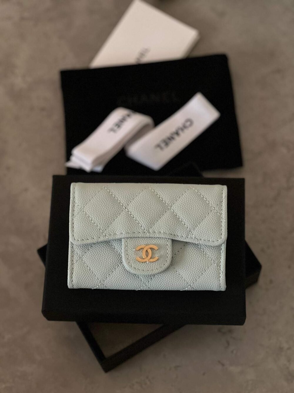 chanel classic flap card holder​