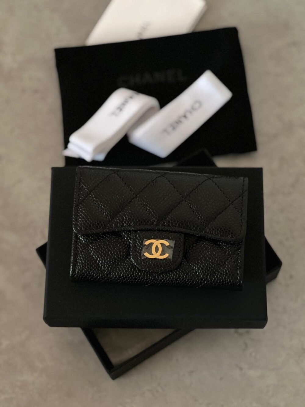 chanel classic flap card holder​