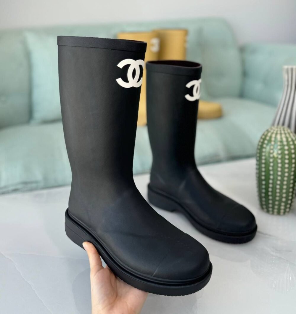 chanel boots​