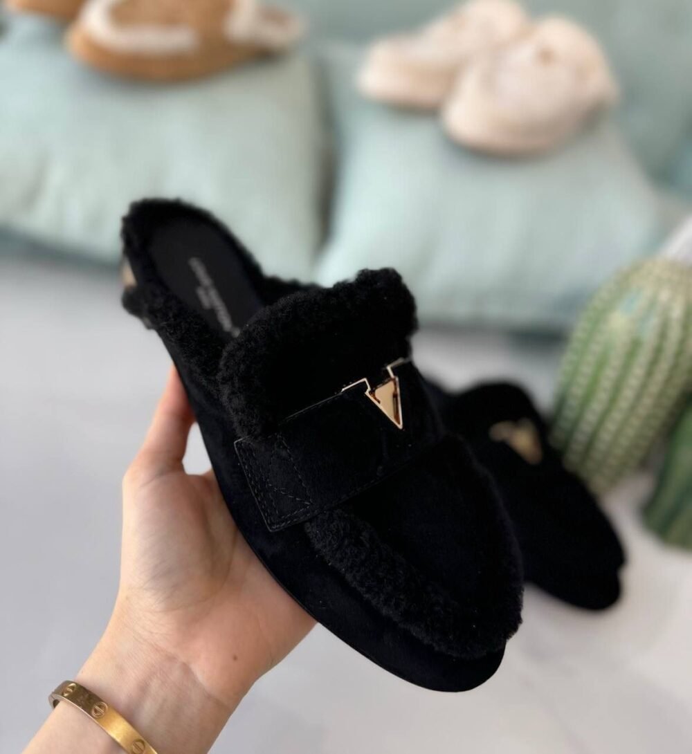 Lv Open Back Shearling Capri