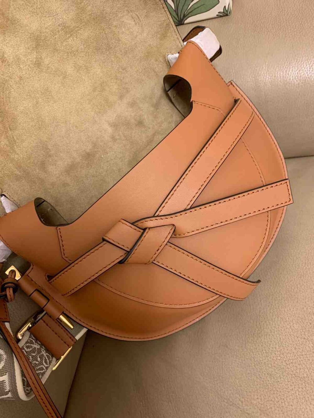 loewe mini gate​