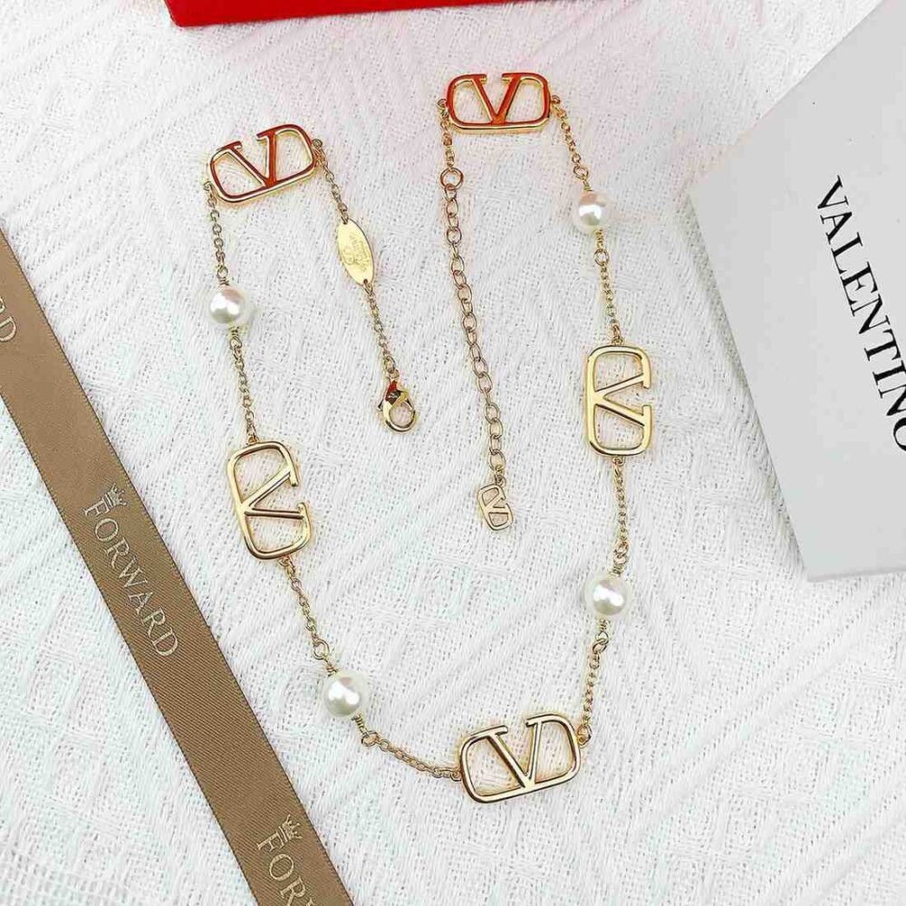 Valentino Garavani Vlogo ​Necklace & Earrings Gold