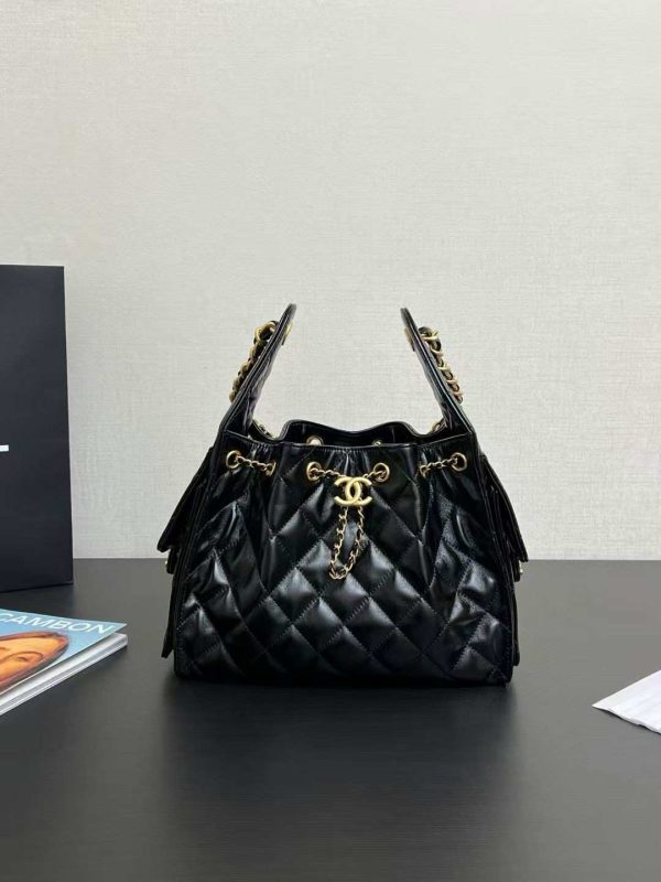 CHANEL 25 Small Handbag Black