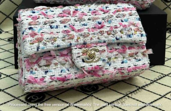 Chanel Flap Bag In Tweed Quilted Multicolor