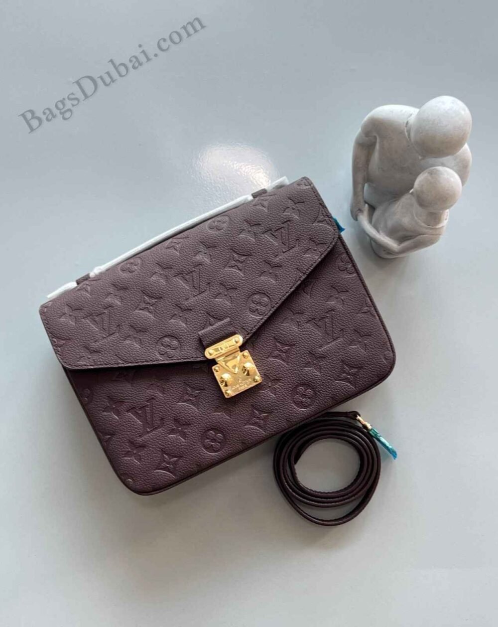 LV Pochette Metis Brown