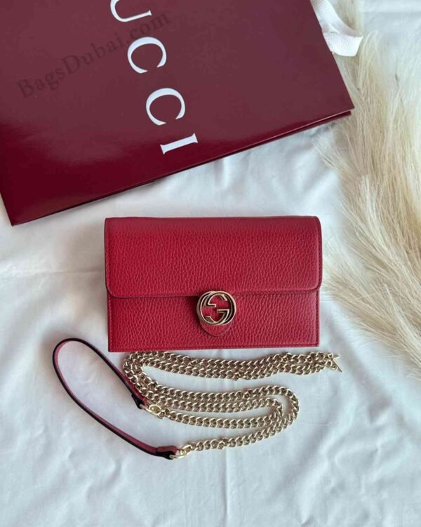 Gucci Interlocking GG Shoulder Bag Red