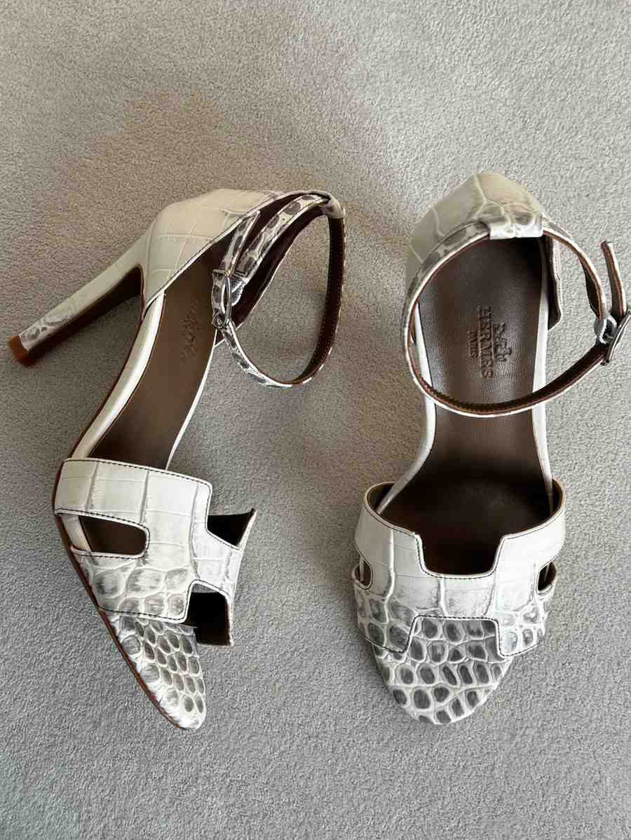 Hermes Sandals Himalaya Niloticus Crocodile White
