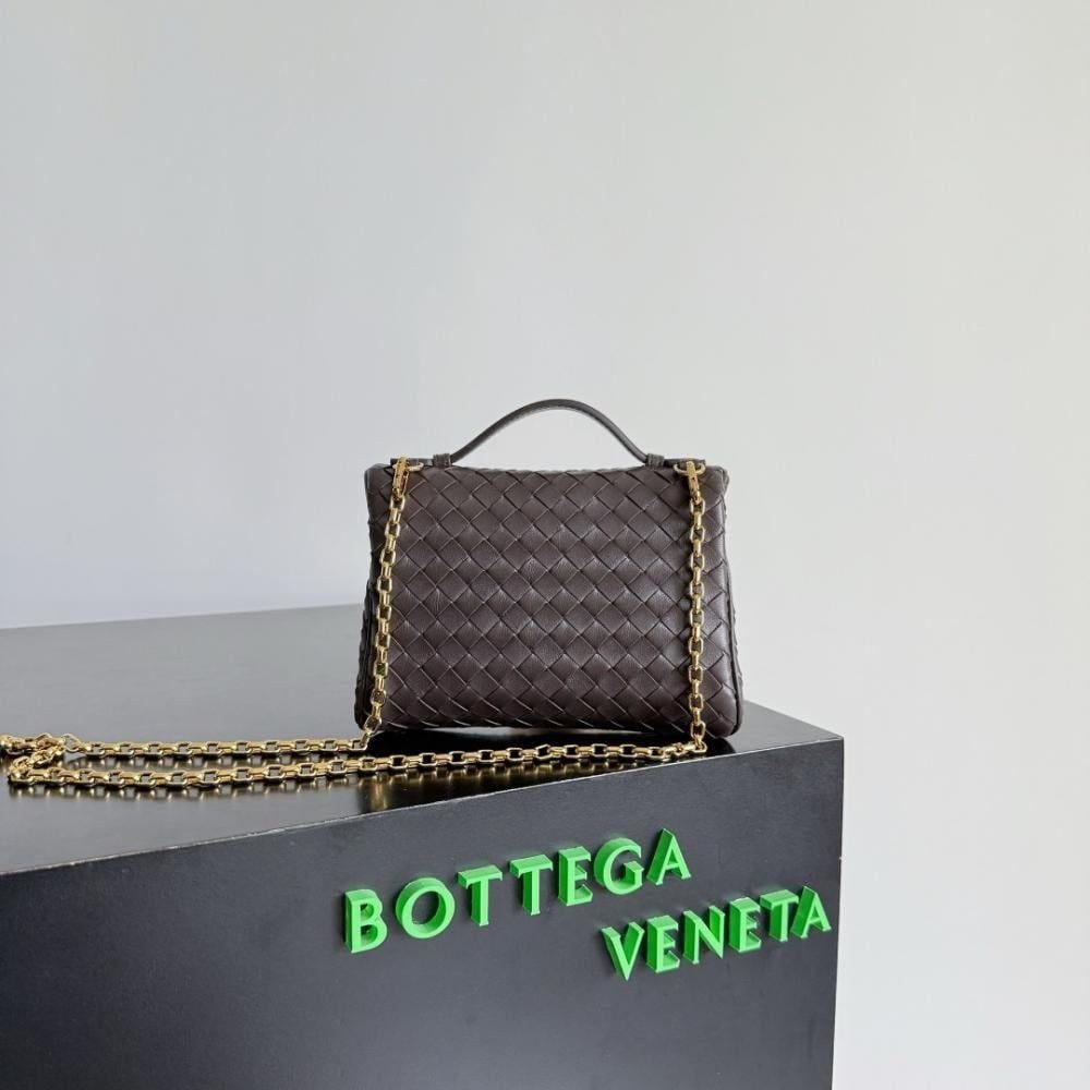 BOTTEGA VENETA Bag Soft Vanity Case Brown