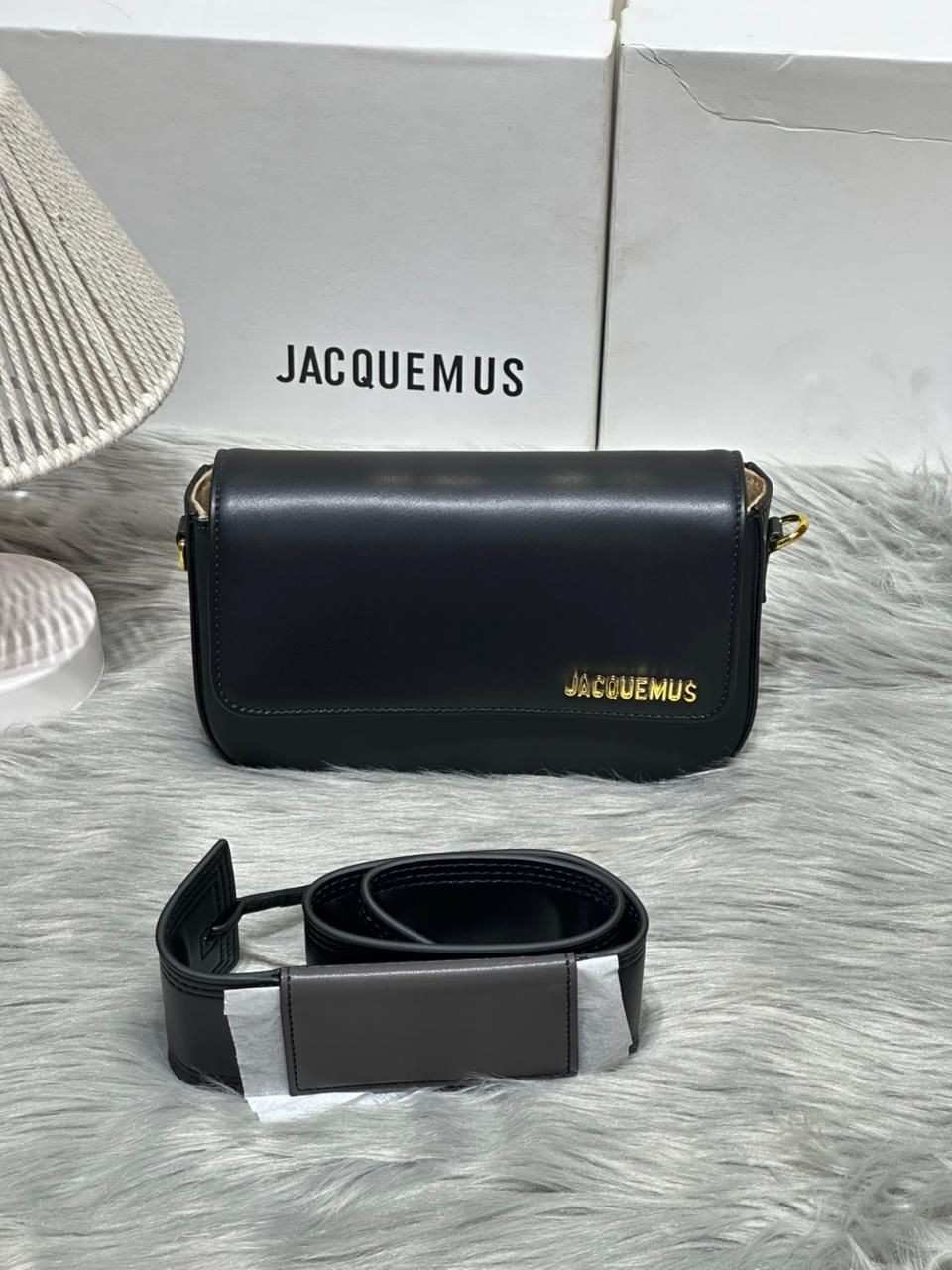 Jacquemus Bag Le Carinu Leather Black