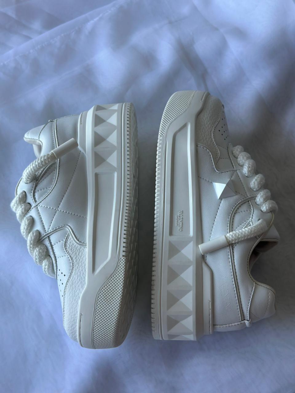 Valentino Sneakers One Stud Xl Nappa Leather White