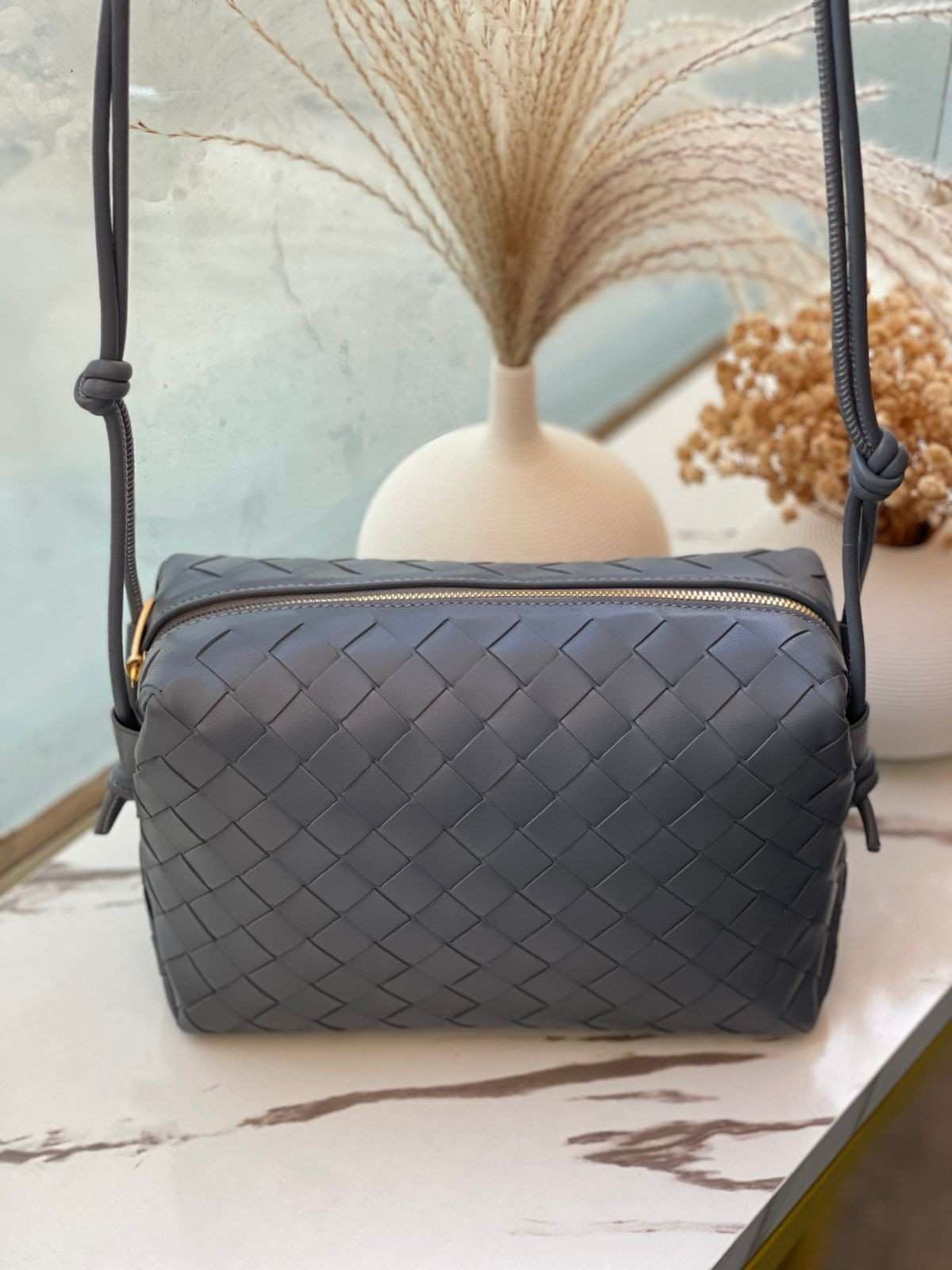 Bottega Veneta Crossbody Bag Mini Loop Camera Grey