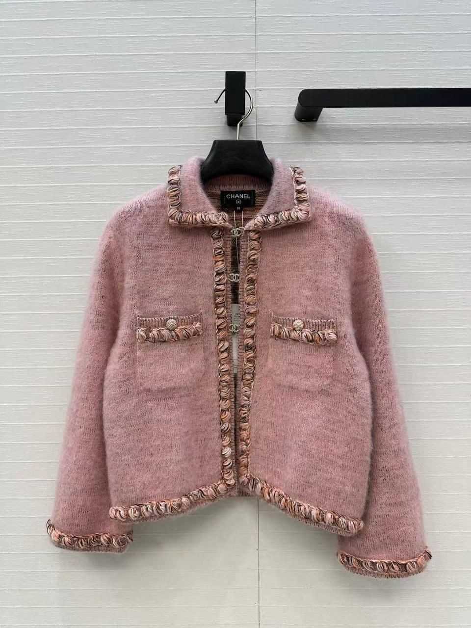 Chanel Cardigan Cashmere Tweed Pink